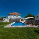 Feriehus Kristina With Private Swimmingpool